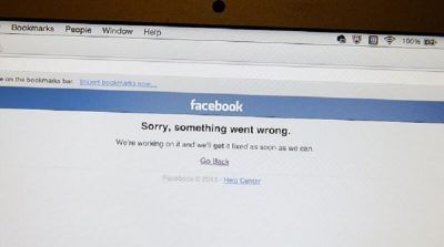 Facebook-Reportedly-Blocked-Wikileaks-Links-To-DNC-E-Mails