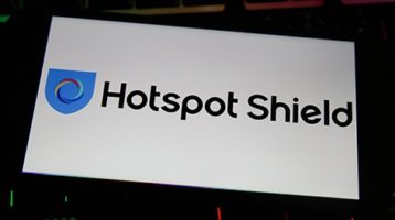 an image with Hotspot Shield application opened on smartphone