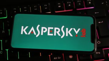 an image with Kaspersky antivirus application opened on smartphone