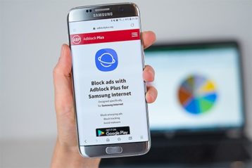 an image with adblock plus mobile app on smartphone