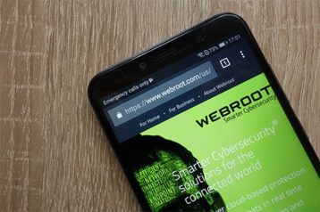an image with webroot page opened on smartphone via google 